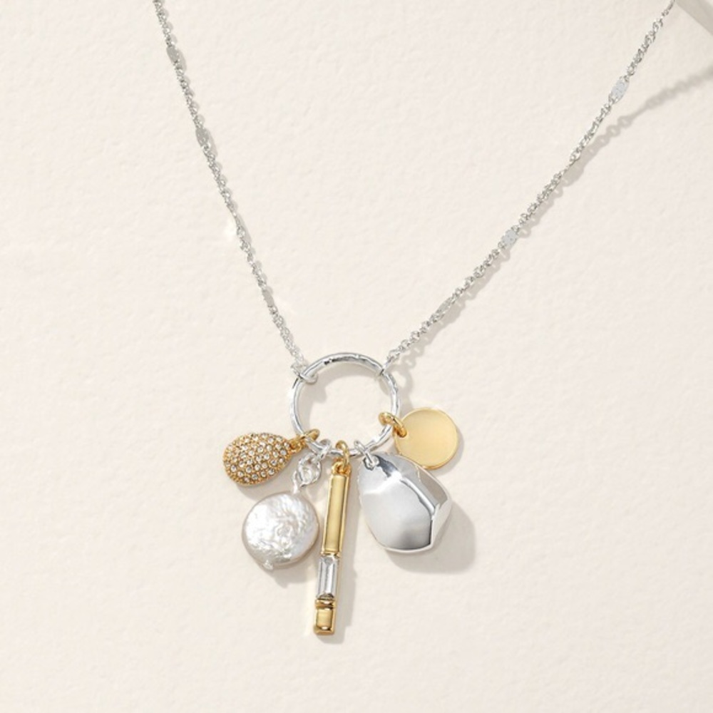 stella & dot ulani cluster necklace with multi silver pendant charms